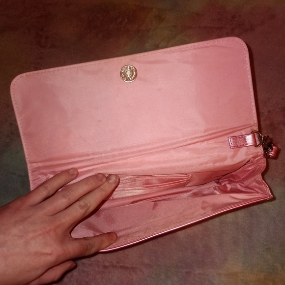 Hello Kitty Loungefly Barbie Pink Metallic Rhinestone Love Wristlet Clutch - Picture 7 of 16